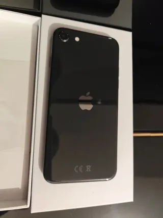 iPhone SE 2020 128GB Nero