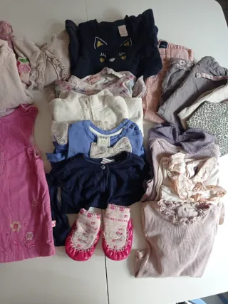 Lotto 20 pezzi abbigliamento bimba 12 mesi