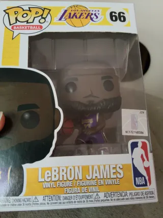 Funko Pop! Lebron James 66 Lakers