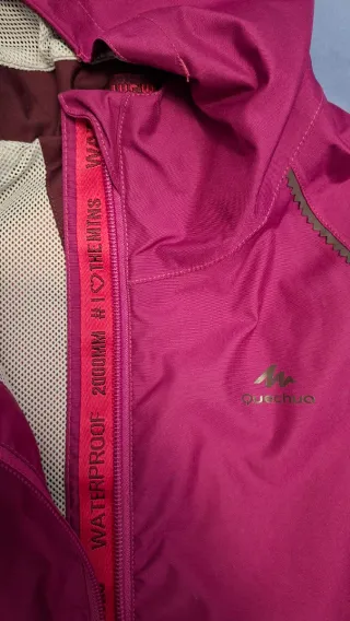 Chubasquero de Decathlon para niña de 131 a 140 cm