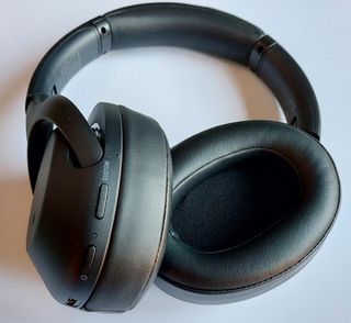 Auriculares Sony WH-XB900N Negro