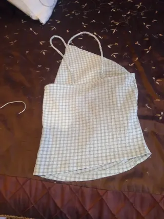 Lote 3 prendas: vestido y tops