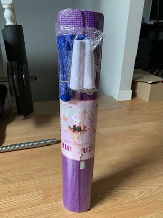 Esterilla de Yoga Morada + Cuerda