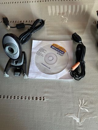 2 Cámaras Web Creative + CD Instalación