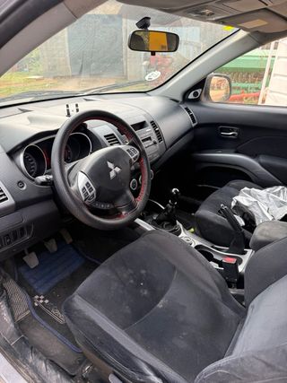 Mitsubishi Outlander 2007