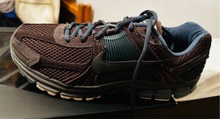 Nike Vomero 5 PRM SE Talla 44.5. originales!