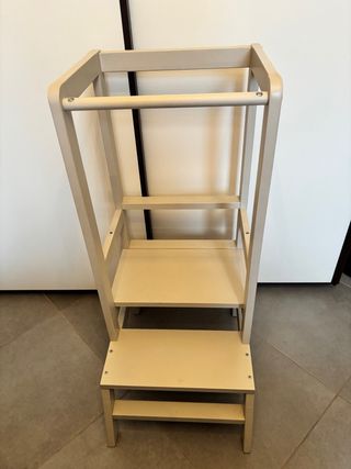 Torre Montessori in legno