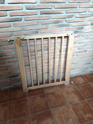 Valla de seguridad para niños madera