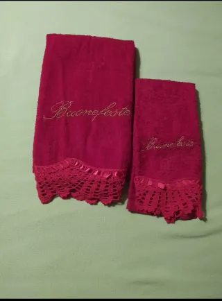 Asciugamani natalizi con pizzo