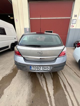 Opel Astra 2006