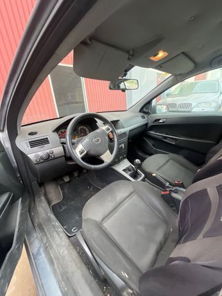 Opel Astra 2006