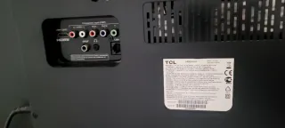 Televisión TCL 40 Plana y anclaje a pared d regalo