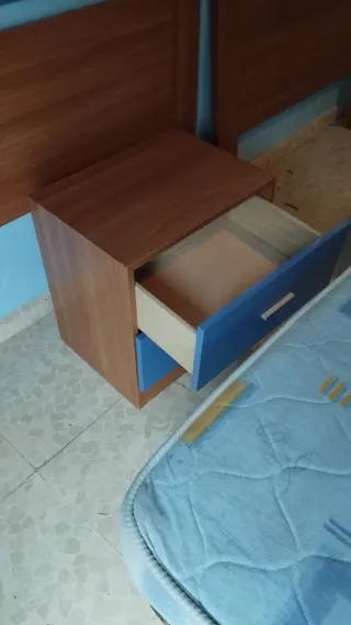 Cabecero de cama de madera