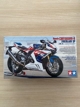 Maqueta Honda CBR1000RR-R Fireblade SP Tamiya