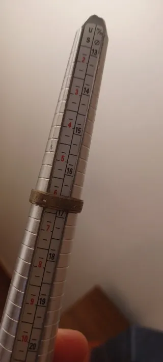 Anello fascia vintage texturizzato