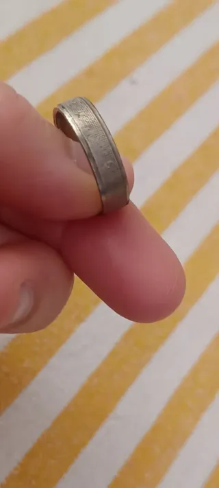 Anello fascia vintage texturizzato