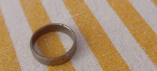 Anello fascia vintage texturizzato