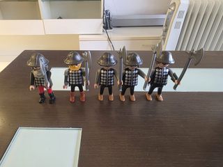 Playmobil Medievales Soldados Hachas 2.25 unidad