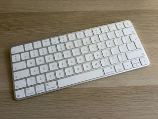 Apple Magic Keyboard A3203 Plata/Blanco