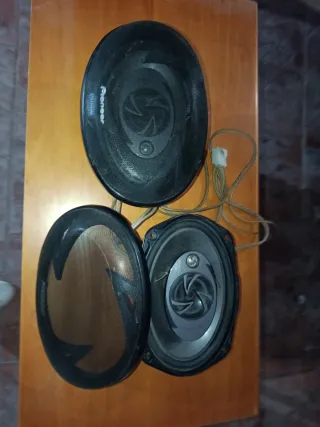 Altavoces Pioneer Ovalados Negros