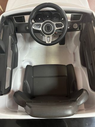 Porsche eléctrico para niños.