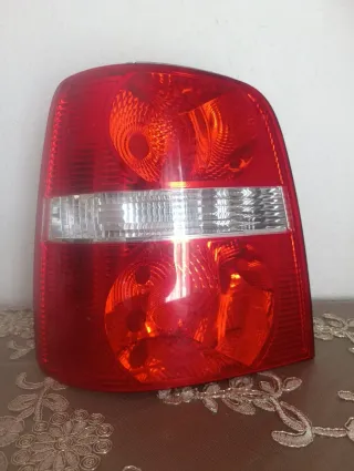 Piloto trasero Volkswagen Touran