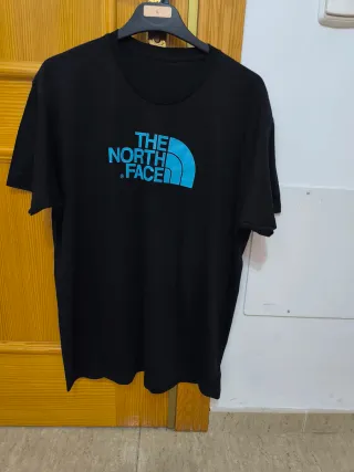 Camiseta The North Face Negra Talla L
