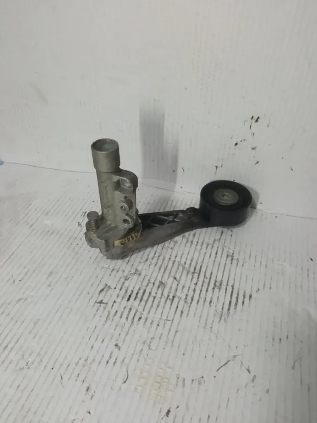 Tensor Correa Alternador Motor 5F02