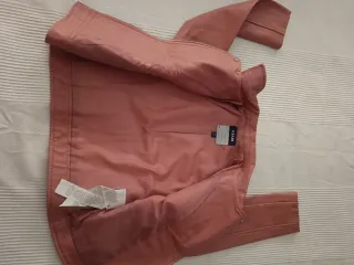 Chaqueta cuero rosa niña Kiabi