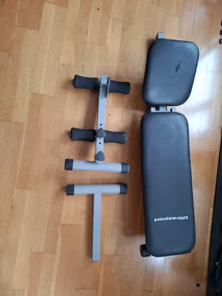 Pesi e dischi palestra. Panca da GYM