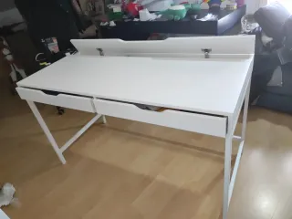 Escritorio Alex Blanco