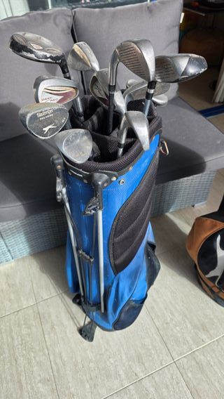 11 palos de golf variados