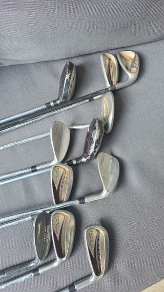 11 palos de golf variados