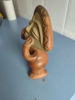 Figura cerámica artesanal