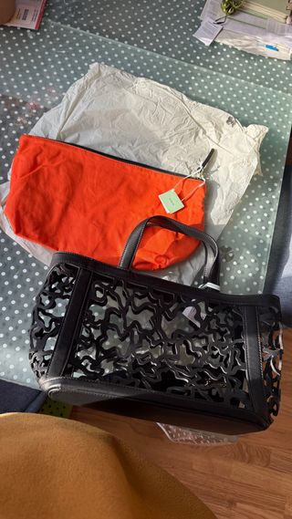 Bolso Tous Piel Negro y Naranja Nuevo