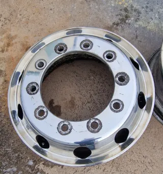 2 Llantas Alcoa Durabright Evo Dirección estrecha.