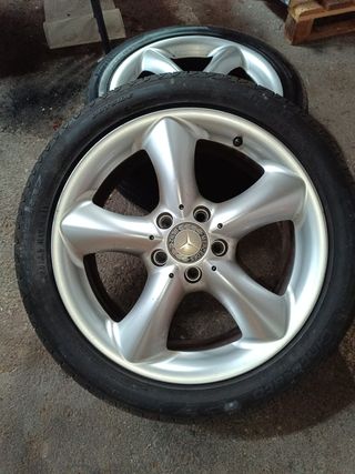 Llantas Mercedes