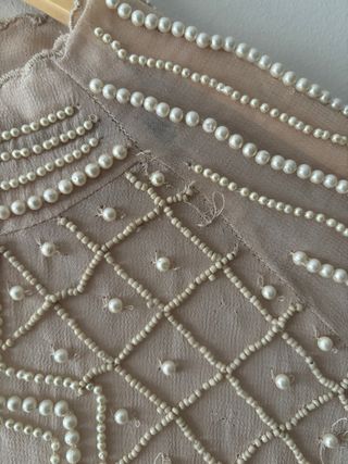 Blusa Zara perlas talla S