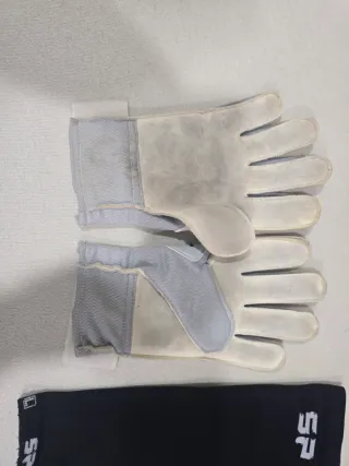 Guantes Portero Puma Ultra y Manguitos SP