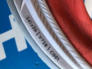 Zapatillas Hoka carbon x 2 Talla 44.5