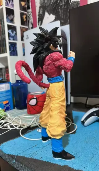 Figura Goku SSJ4 Dragon Ball Z(nuevo)