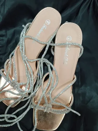 Sandalias sin Estrenar con pedrería