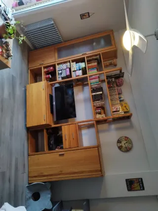 Mueble salón madera