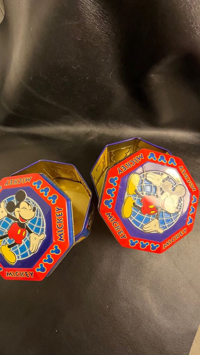 2 Latas metálica, vintage. Disney, Mickey y Amigos
