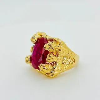 SELLO 4 PANTERAS CON PIEDRA OVALADA ROJA. Oro18K.