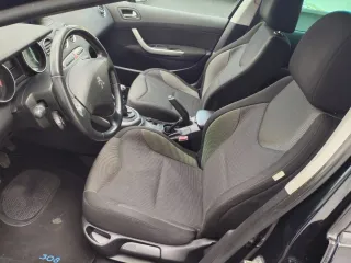Peugeot 308 2012
