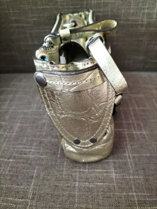 Cartera grande Juicy Couture Piel Dorado