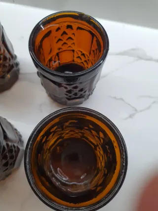 4 Vasos Ámbar Antiguos Labrados Cuba