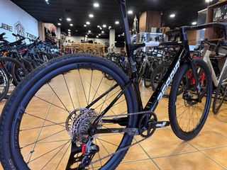 Berria Naii BR Rival / Apex