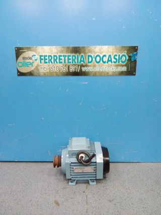 Motor ABB 0.55 kW 800rpm Trifásico